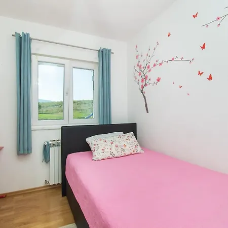 Beautiful Countryside Villa Drniš