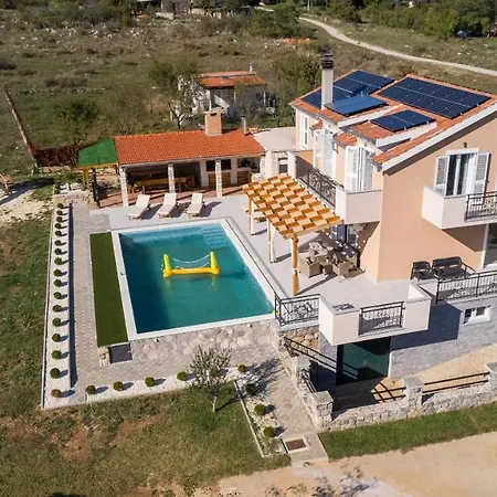 Villa Beautiful Countryside