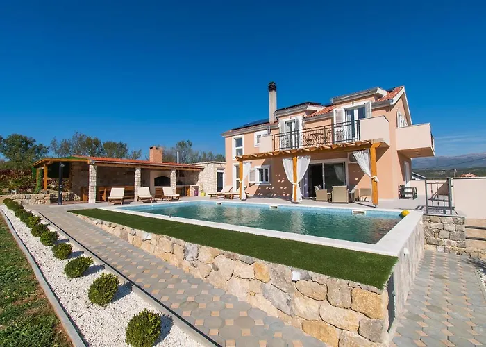 Villa Beautiful Countryside