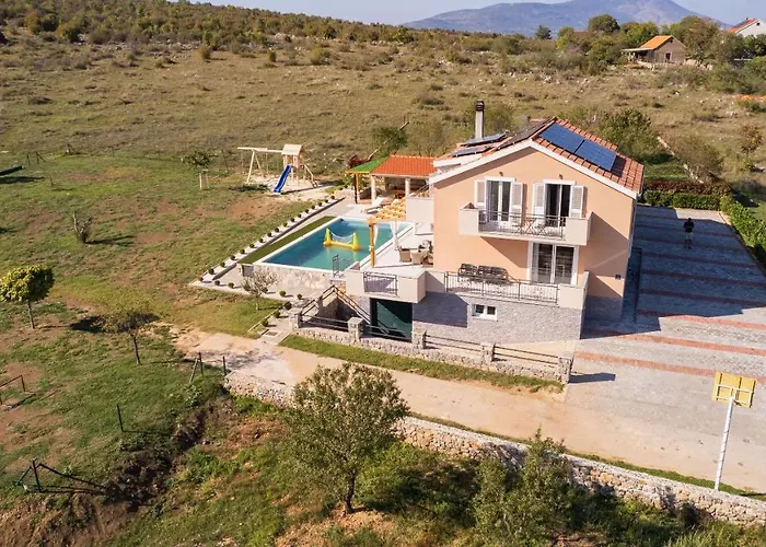 Beautiful Countryside Vila