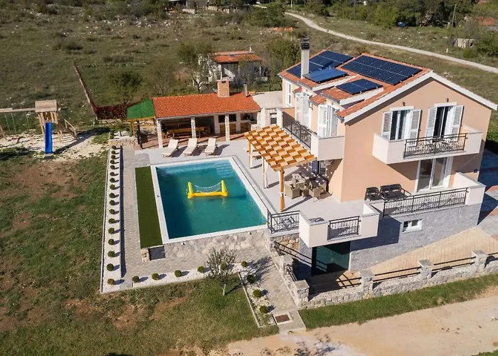 Villa Beautiful Countryside